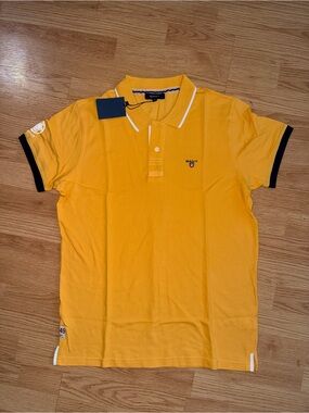GANT Men’s Yellow Polo with Navy Trim